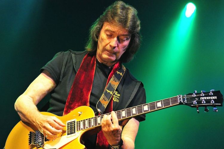 Steve Hackett: in arrivo il live album “The Lamb Stands Up Live At The ...